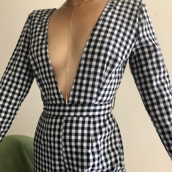 Checkered jumpsuit with plunging neckline - Picture 2 of 7